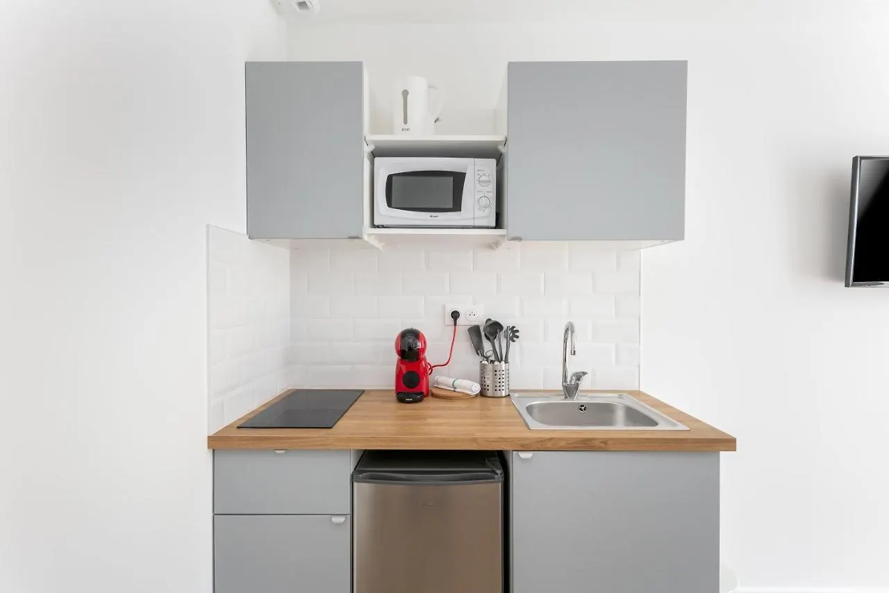 Gwer - Studio Neuf Hypercentre Terrasse Privee Apartment Brest