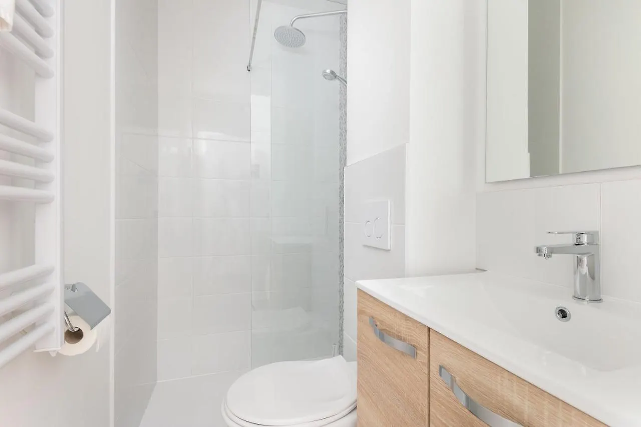 Gwer - Studio Neuf Hypercentre Terrasse Privee Apartment Brest